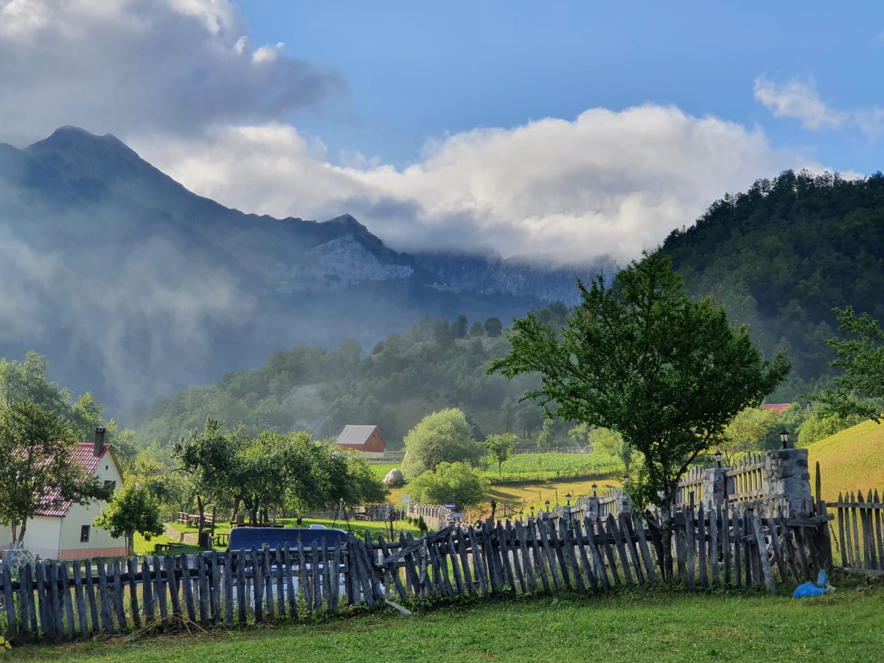 Lëpushë & Vajushë Peak
